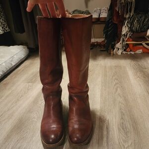 Classic Brown Leather Lace-Up Boots
